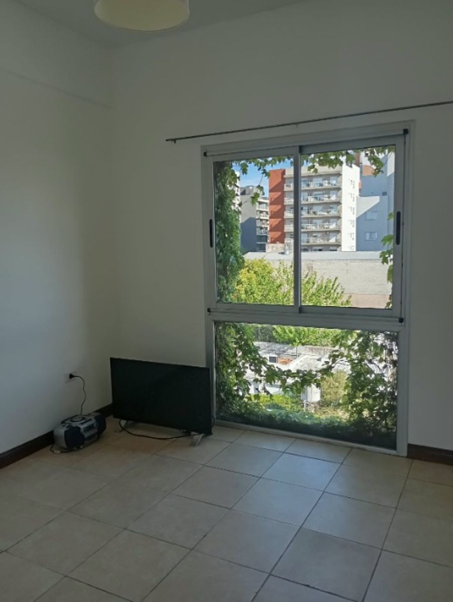 DEPARTAMENTO DE 2 AMBIENTES CON BALCON — foto 11