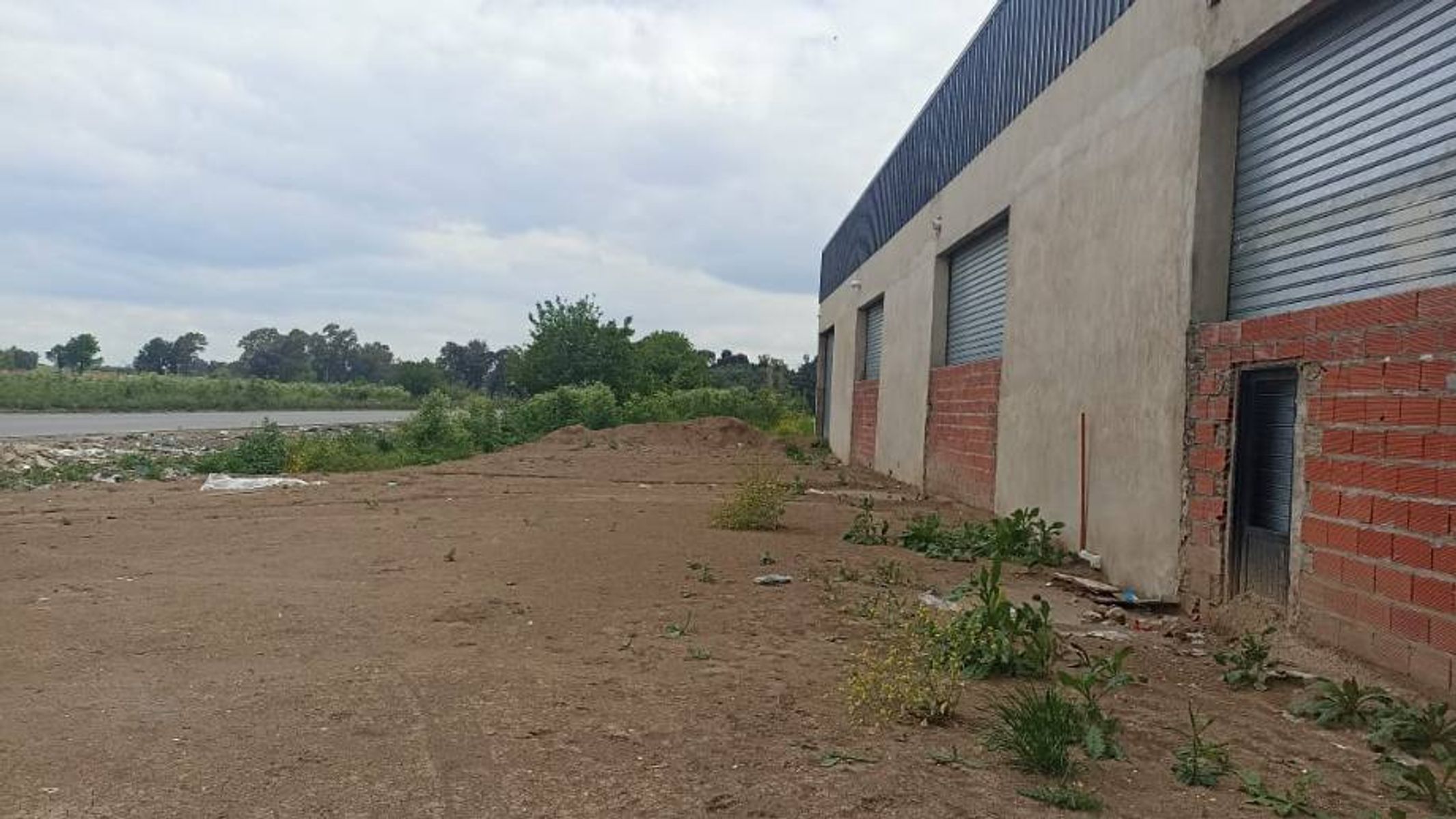 GALPON INDUSTRIAL EN ALQUILER - 1