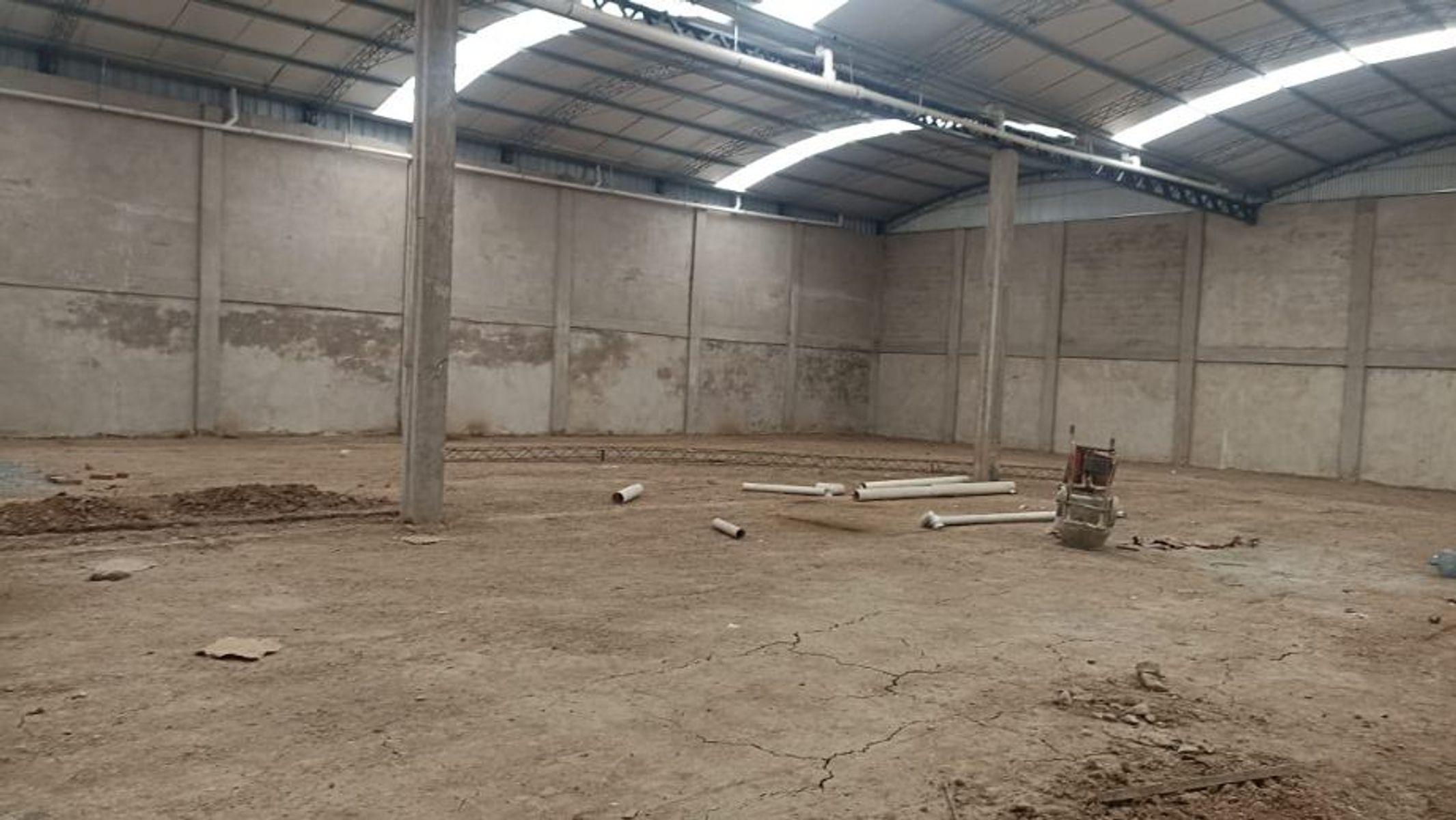 GALPON INDUSTRIAL EN ALQUILER - 9