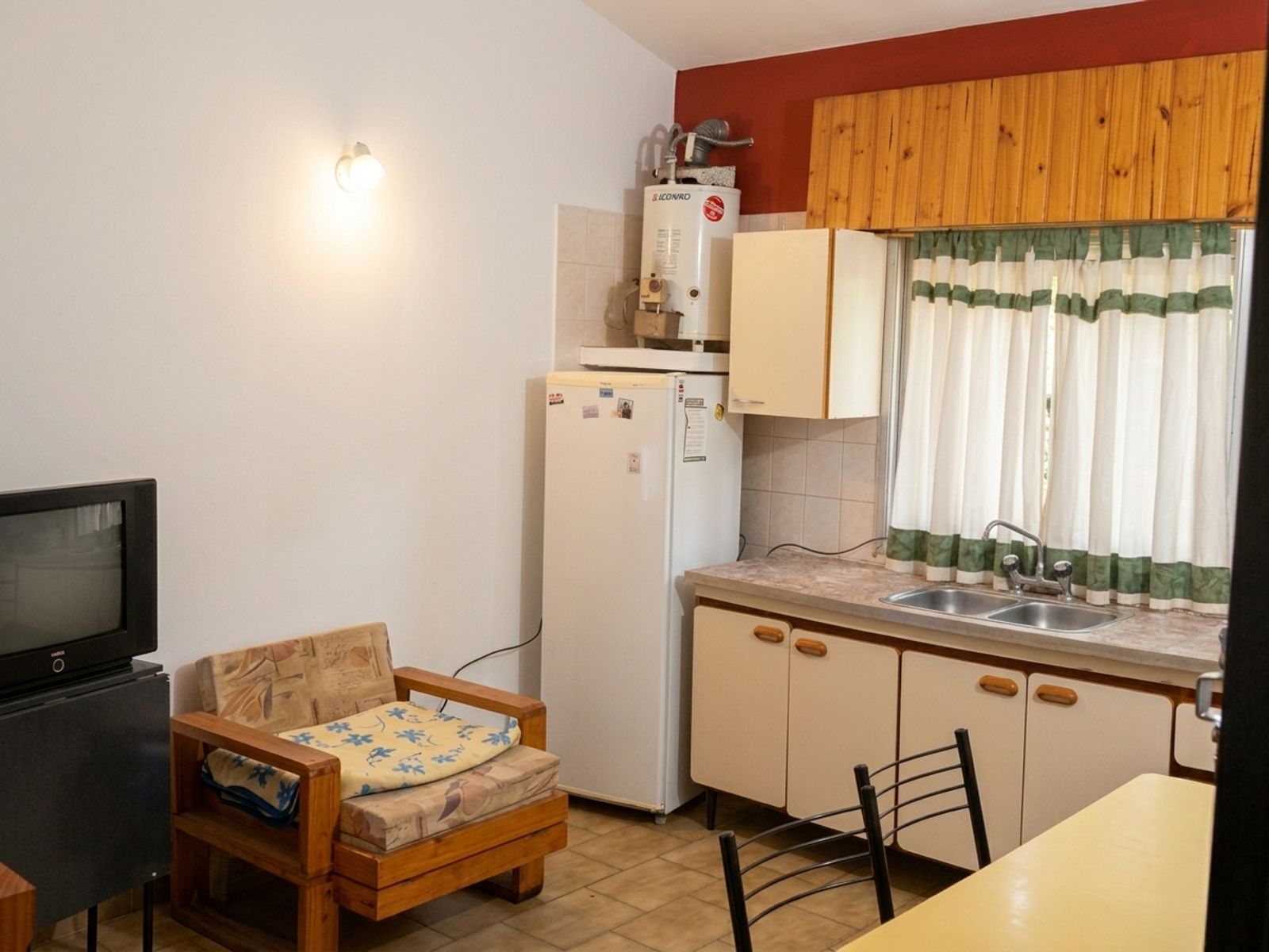 Casa con deptos en Santa Teresita. Oportunidad de inversión — foto 3