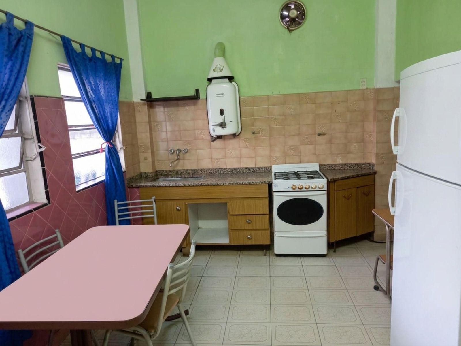 Casa en venta en La Tablada, gran terreno — foto 5