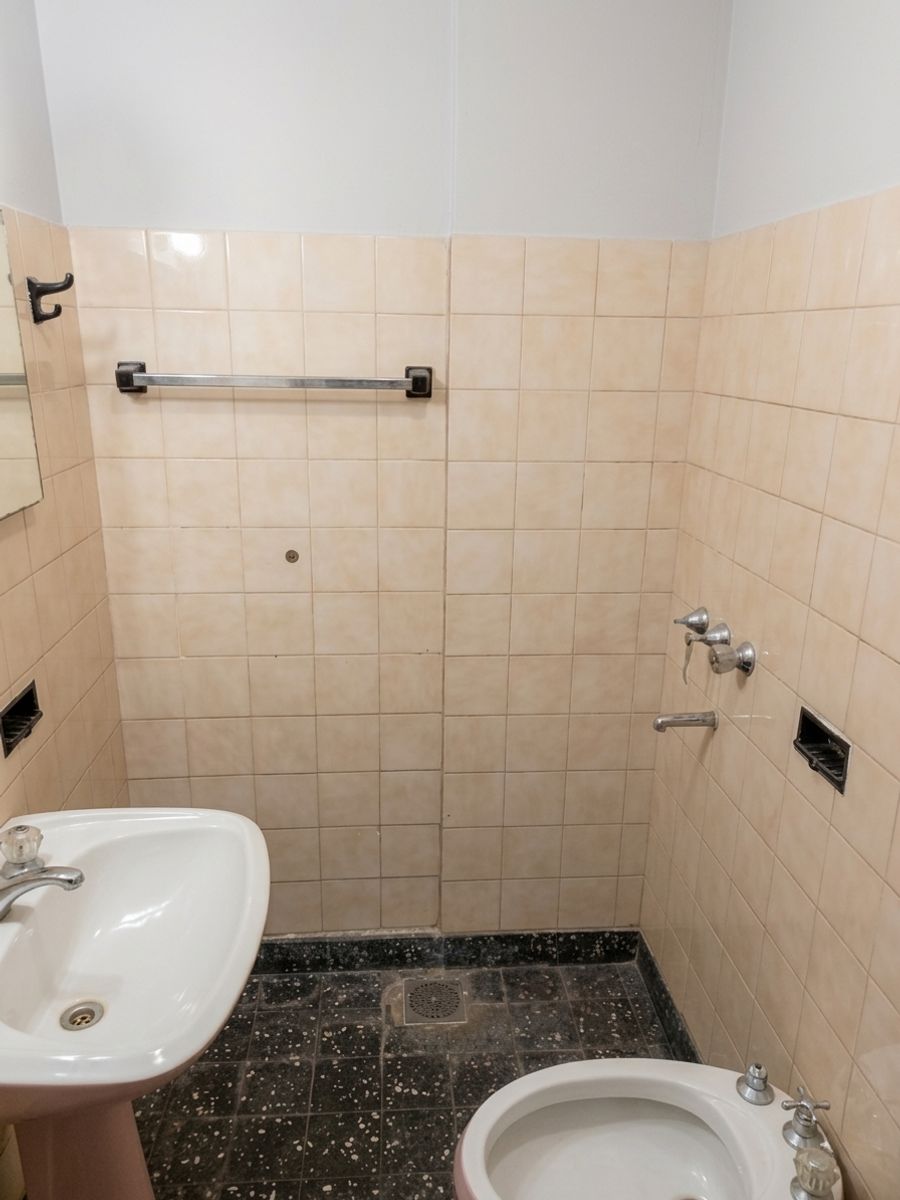 Casa en venta en La Tablada, gran terreno — foto 8