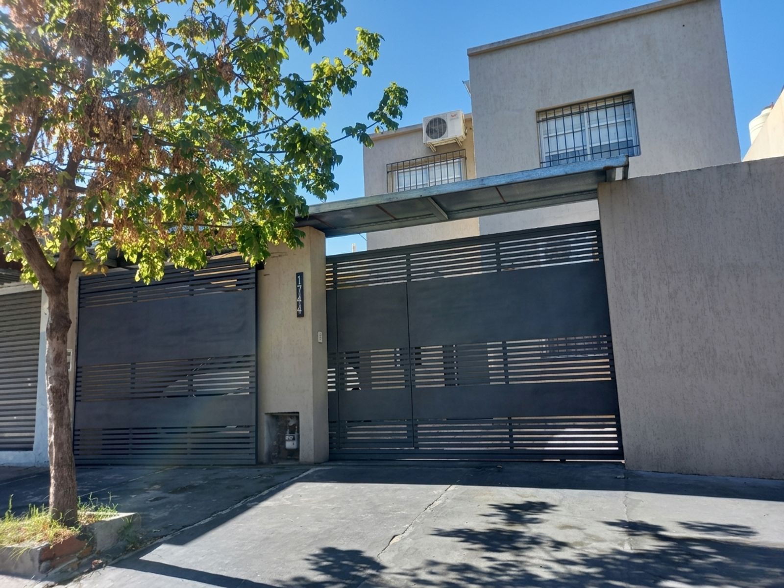 Impecable casa en Aldo Bonzi