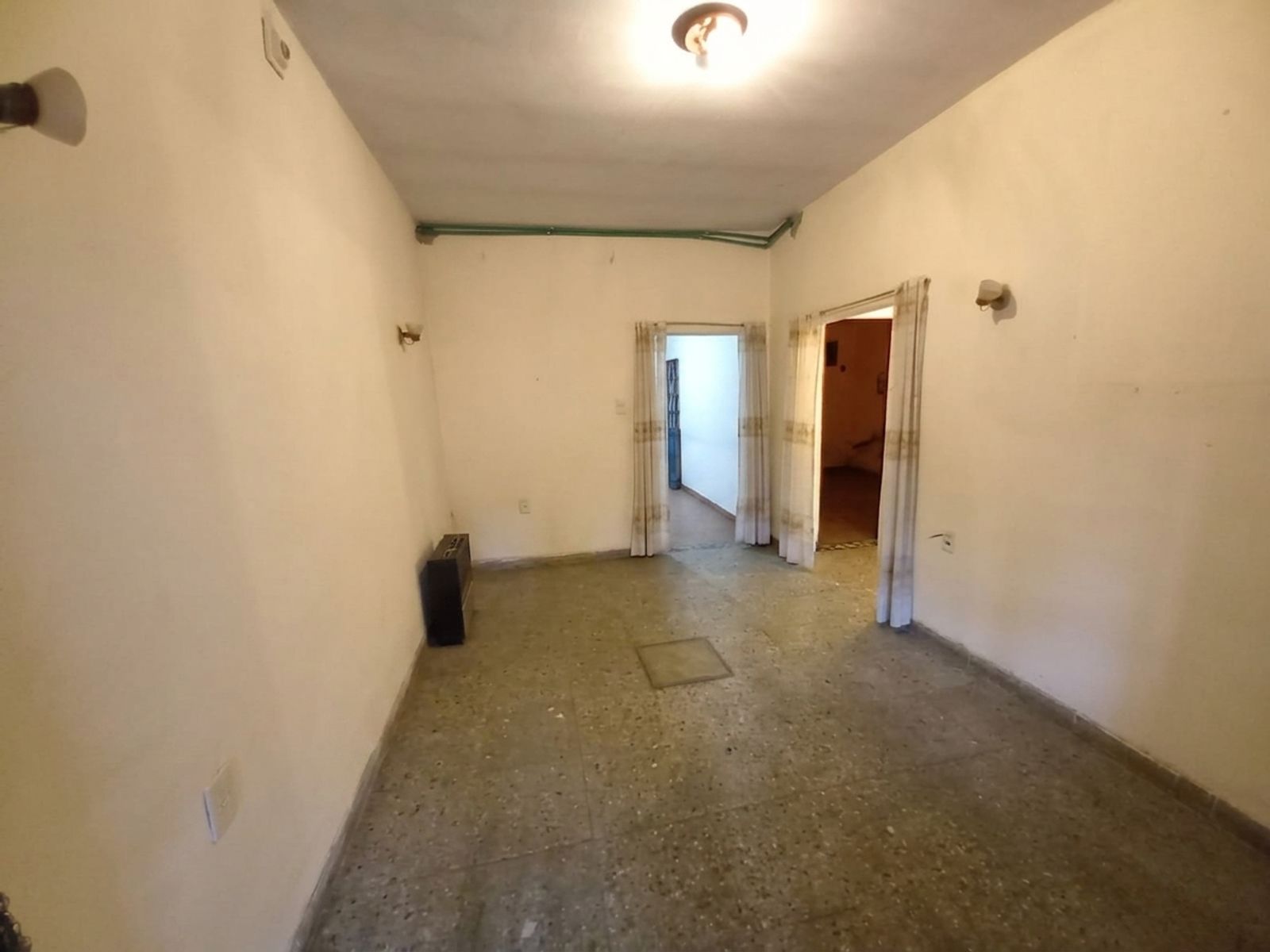 Amplia Casa Multifamiliar de Dos Departamentos en Pirán 1417, Aldo Bonzi — foto 3
