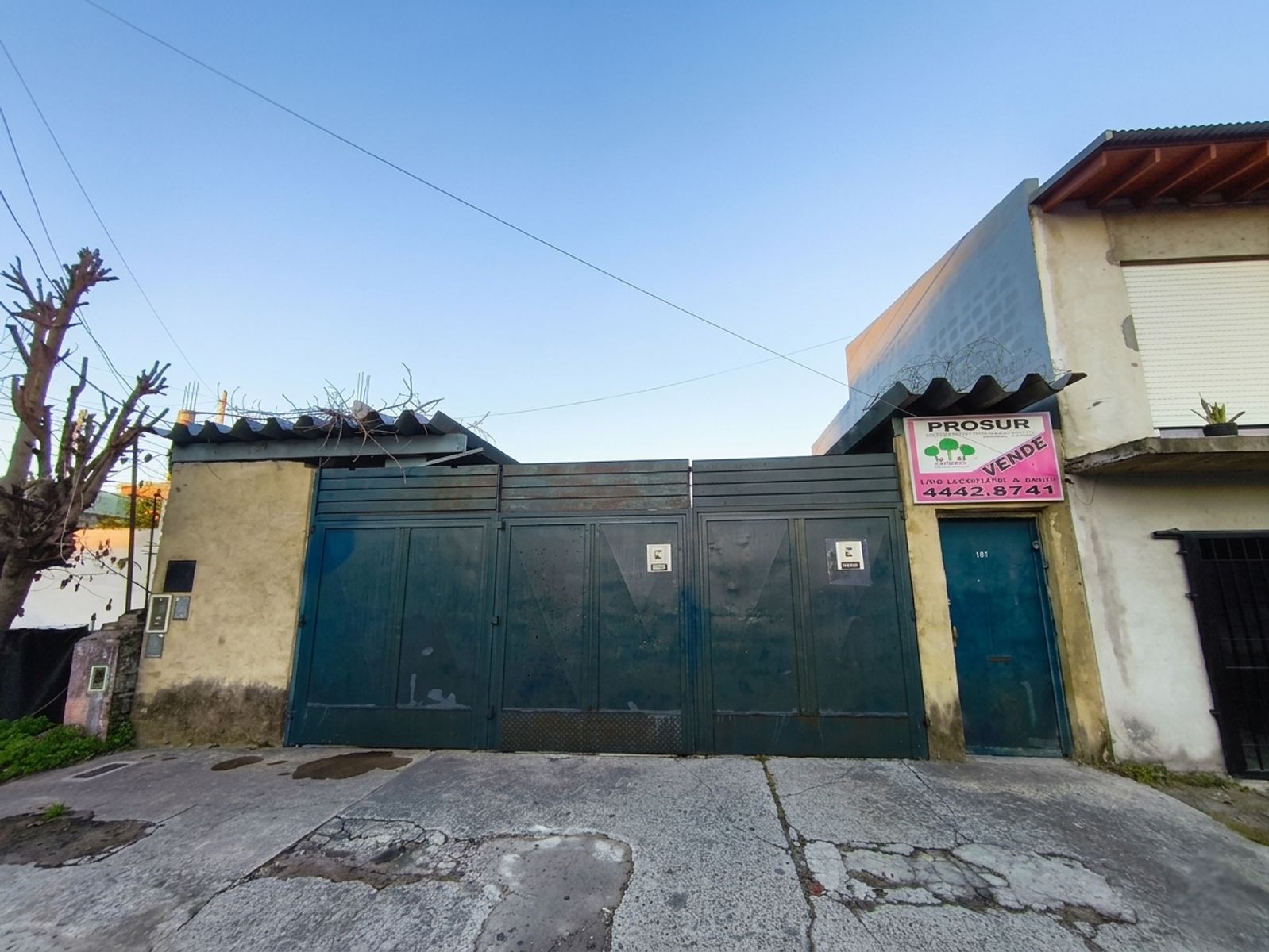 Imponente Galpón con Tinglado y Gran Superficie en Cucha Cucha 583, La Tablada