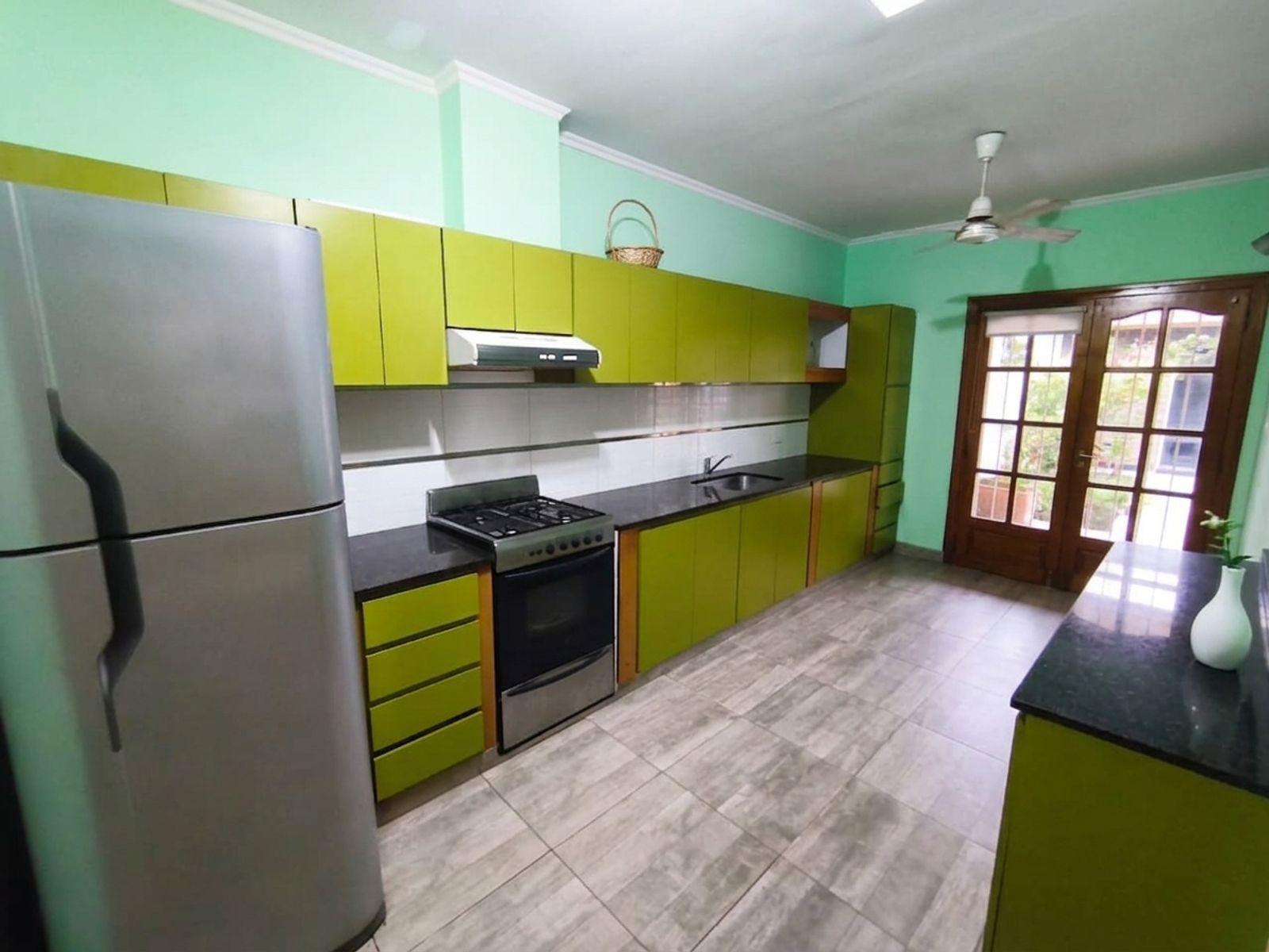 Gran casa de 3 dormitorios en Aldo Bonzi — foto 3