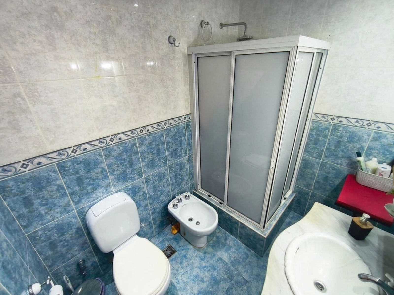 Gran casa de 3 dormitorios en Aldo Bonzi — foto 6