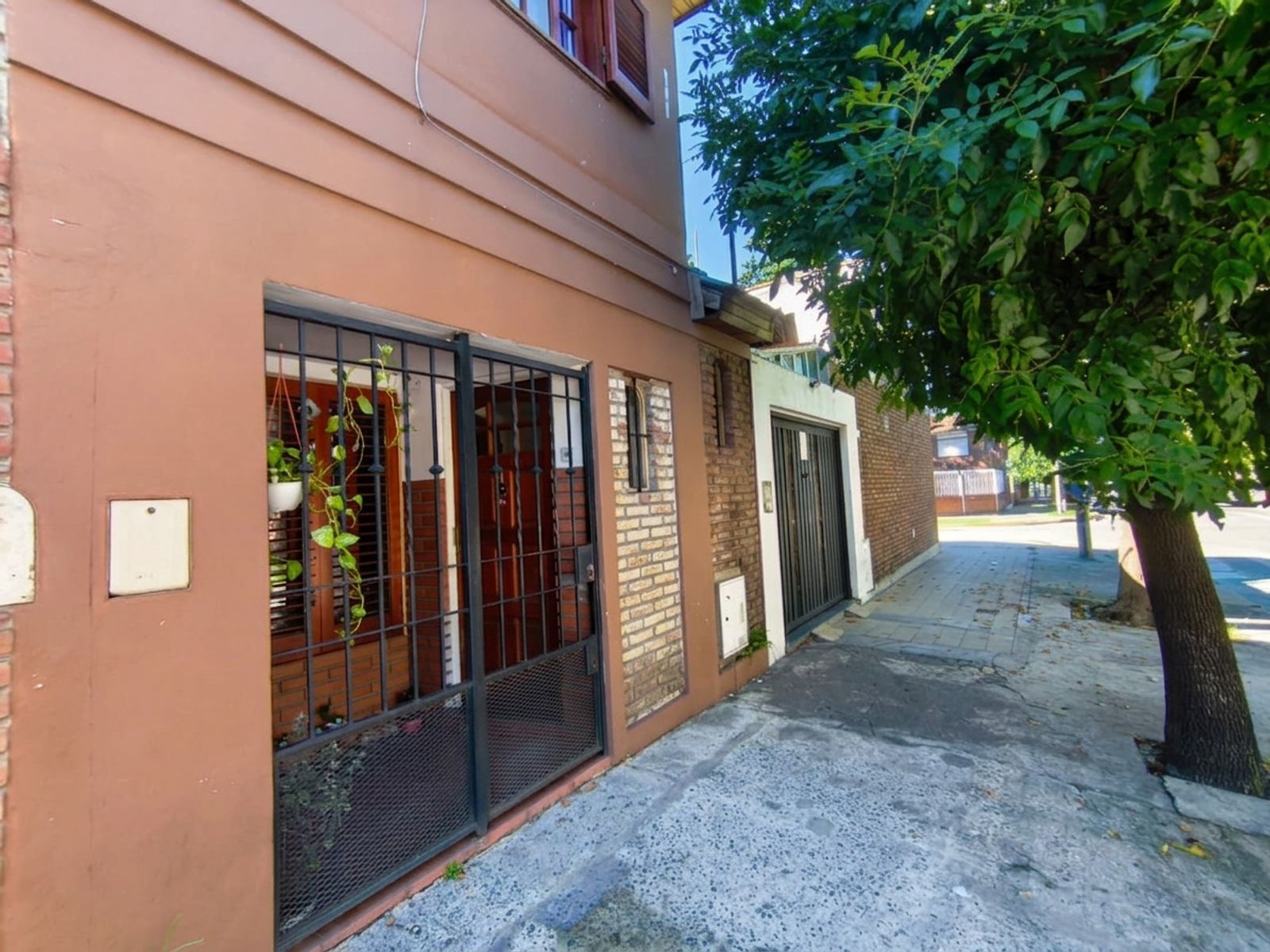 Gran propiedad en Aldo Bonzi — foto 4
