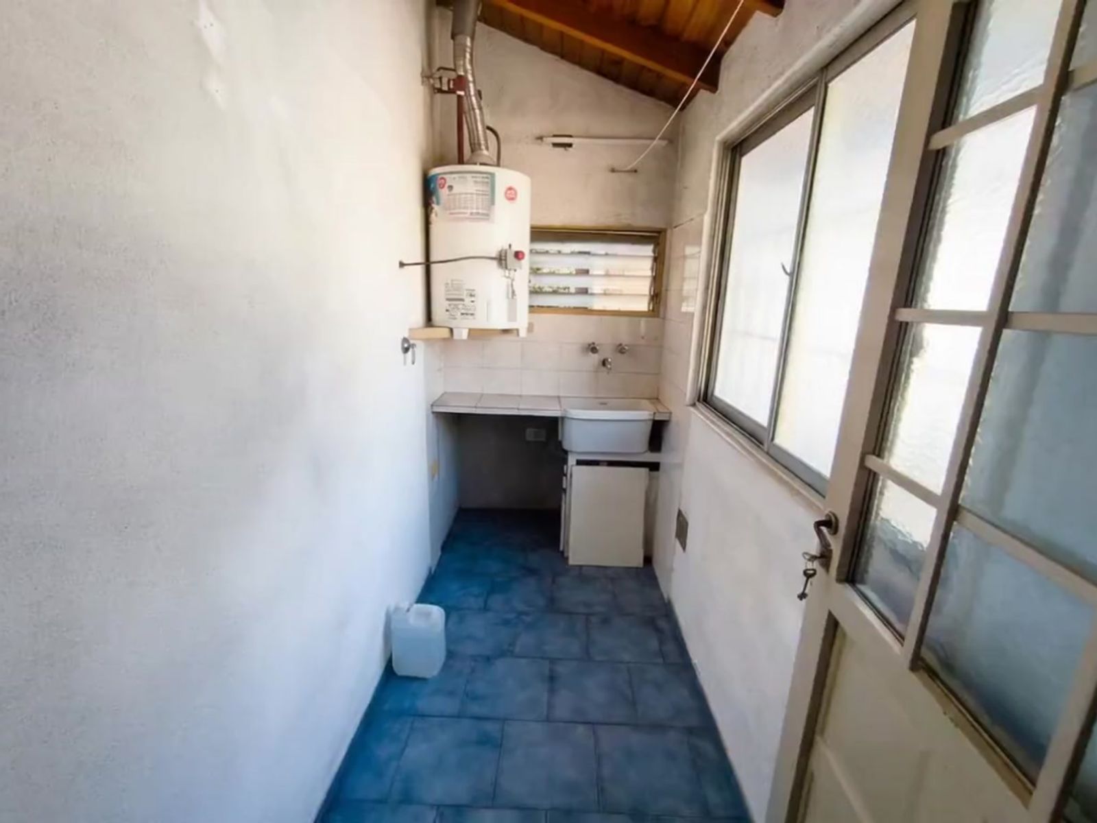 Gran propiedad en Aldo Bonzi — foto 7
