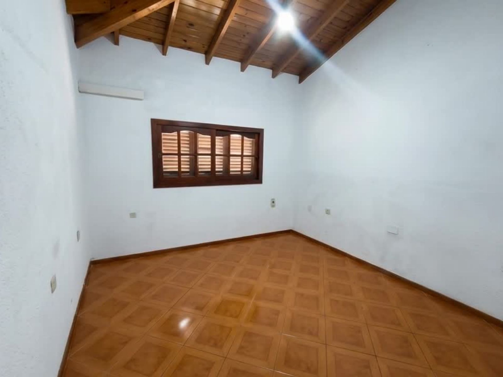 Gran propiedad en Aldo Bonzi — foto 8