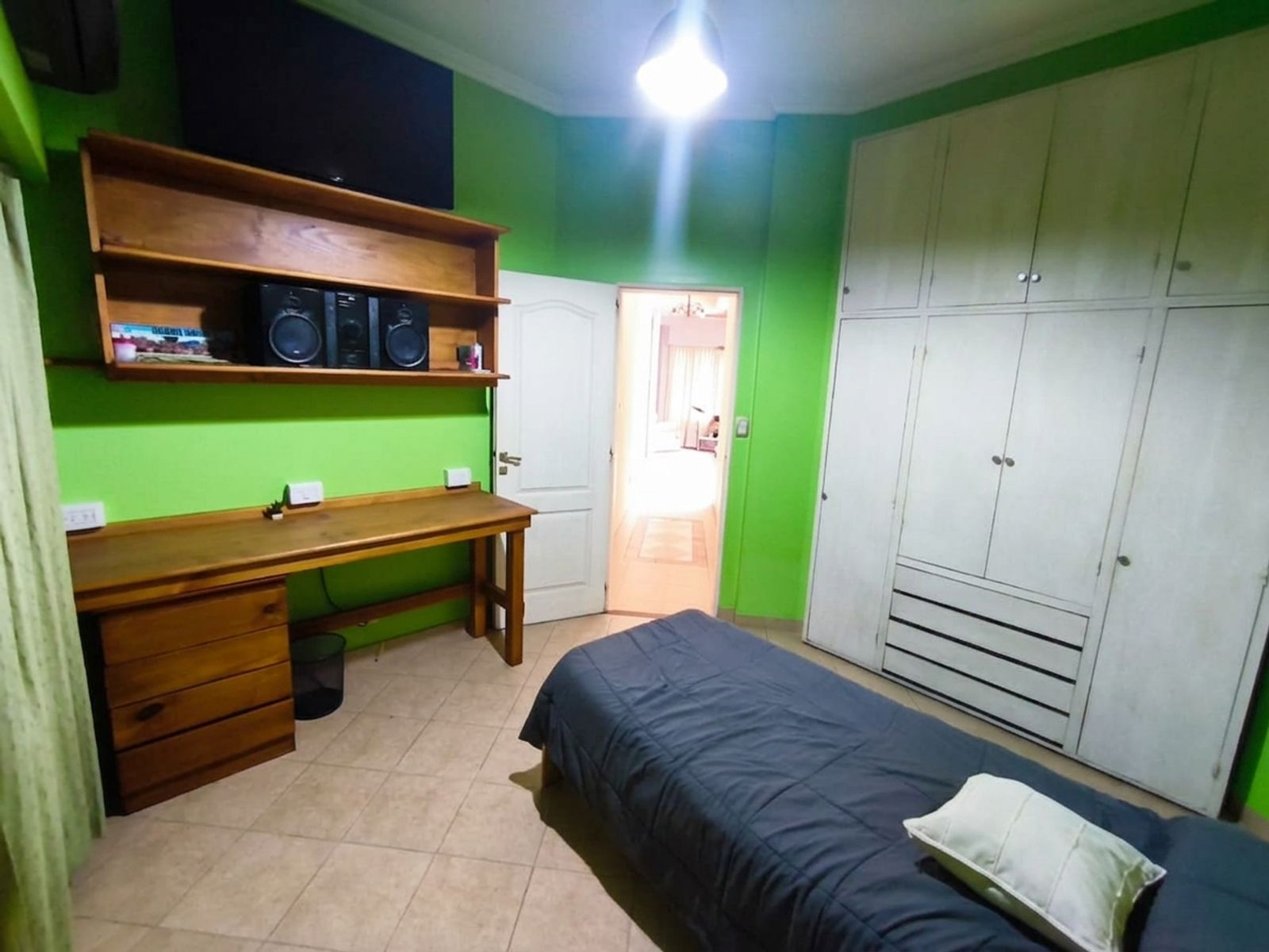 Espectacular Propiedad de Categoría con Jardín Interno y Monoambiente en Aldo Bonzi — foto 10