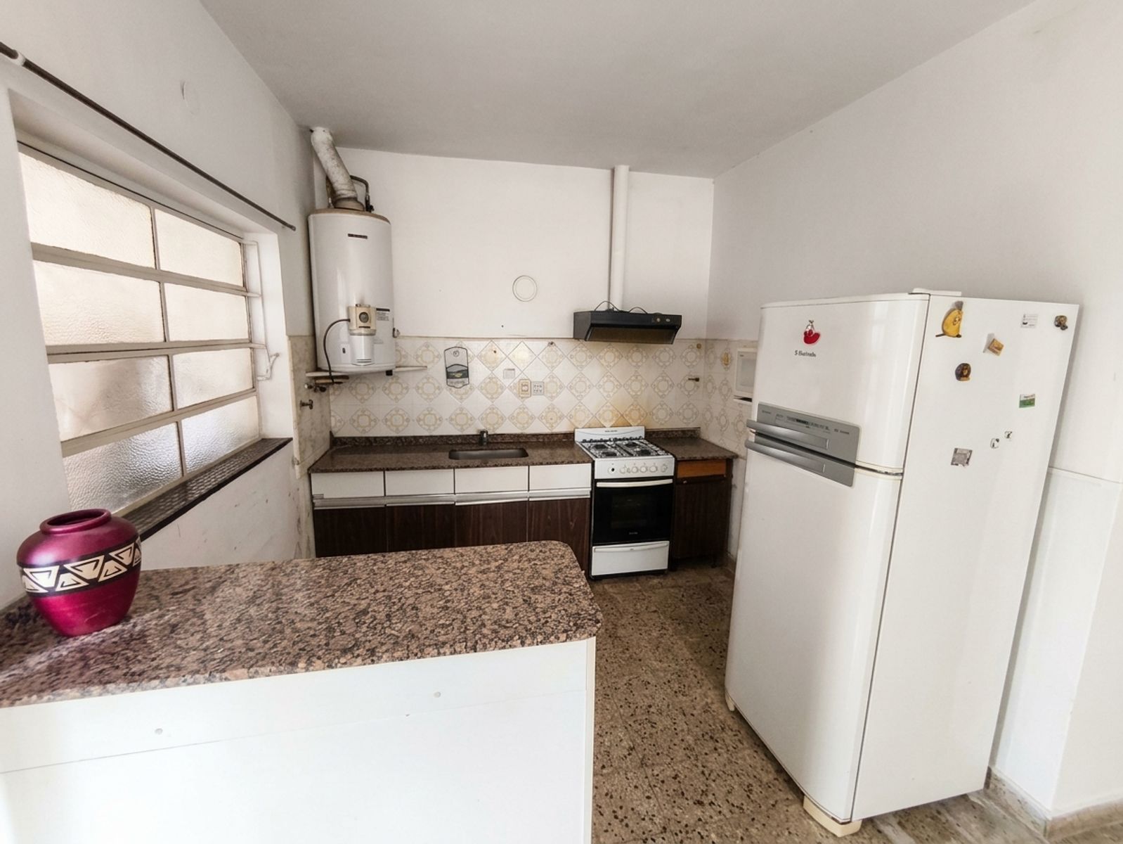 Propiedad Multifamiliar con Dos Viviendas, Terrazas y Patio con Parrilla — foto 8