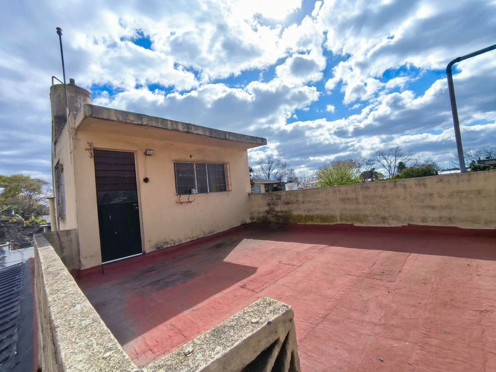 Propiedad Multifamiliar con Dos Viviendas, Terrazas y Patio con Parrilla - 19