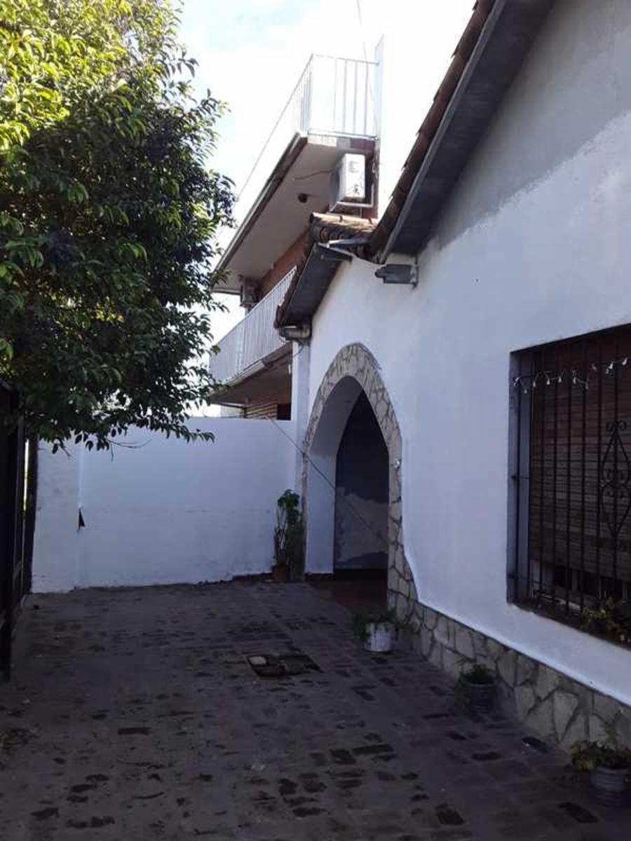 CASA 5 AMBIENTES SOBRE LOTE DE 500 MTS 5 ambientes - 2 baños - 2 cocheras — foto 2