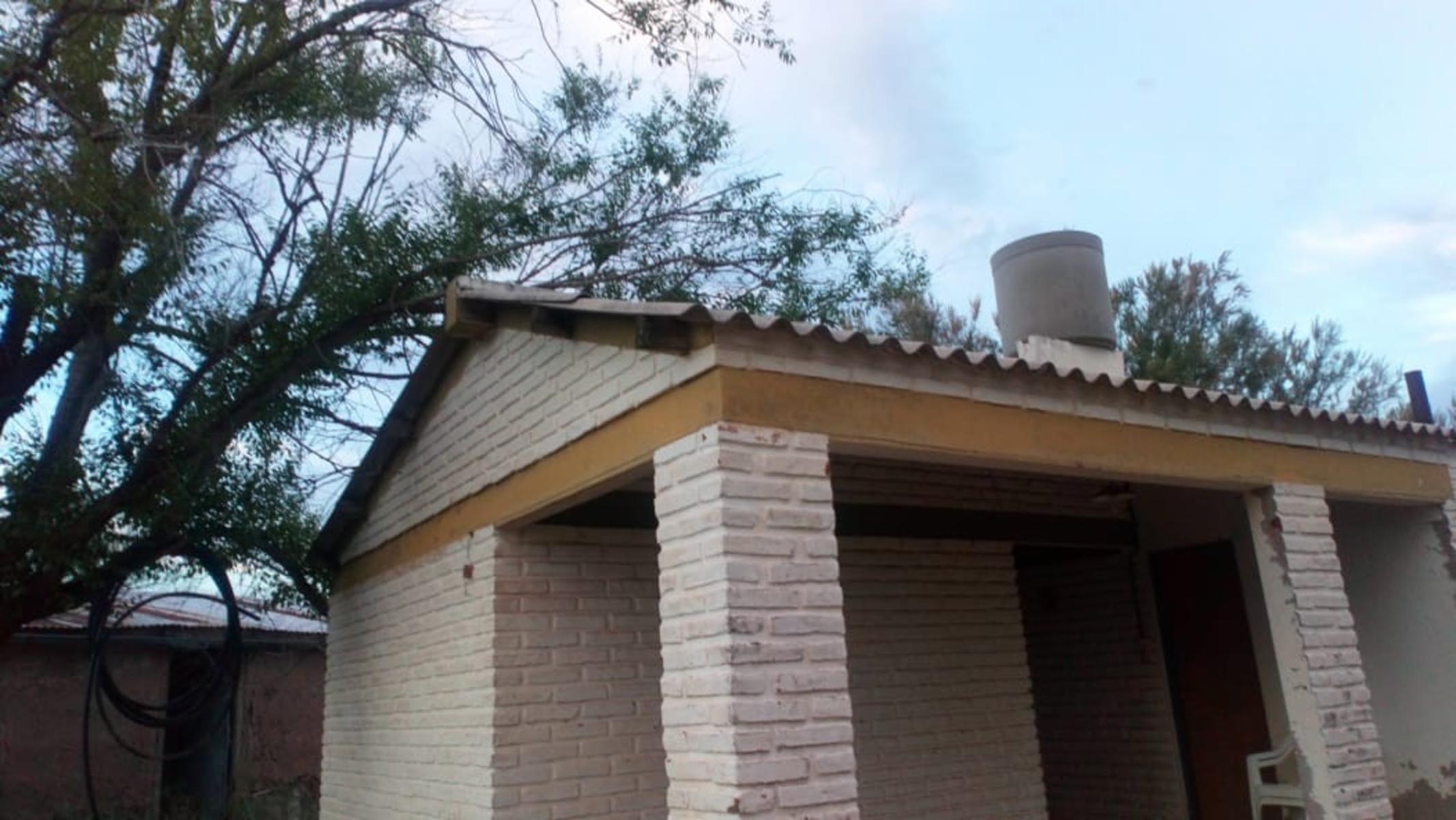 VENDO DOS CAMPOS EN LIMAY MAHUIDA, LA PAMPA . 5000 HECTAREAS - 30