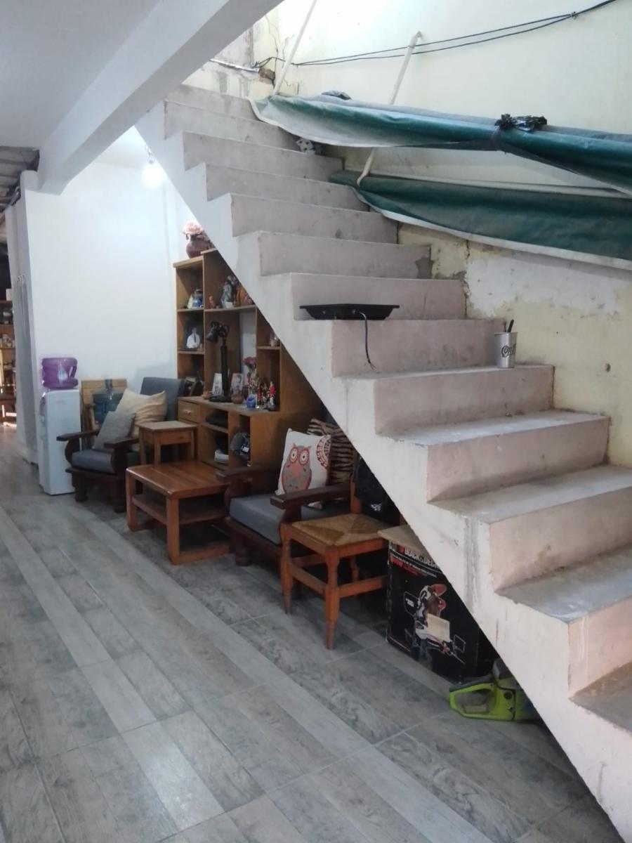 CASA COMODA CON PATIO Y TERRAZA EN VILLA BALLESTER — foto 2