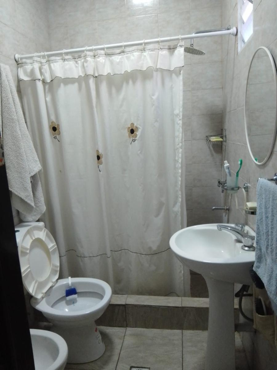 CASA COMODA CON PATIO Y TERRAZA EN VILLA BALLESTER — foto 6