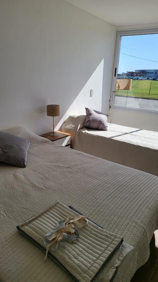 SE VENDE DPTO TOTALMENTE AMUEBLADO CON BALCON . PARQUE TERMAL DOLORES - 5