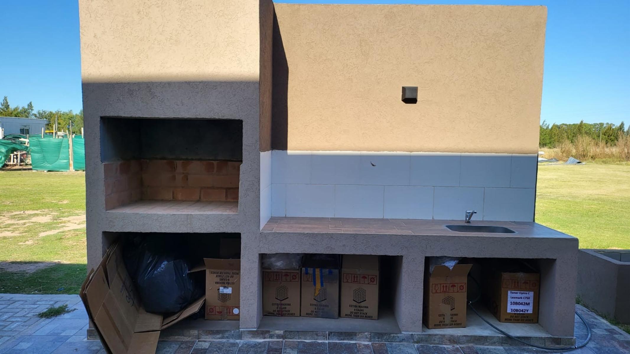 VENTA DE DUPLEX 3 AMB. CON ENTREGA Y SALDO EN CUOTAS . PARQUE TERMAL DOLORES - 12