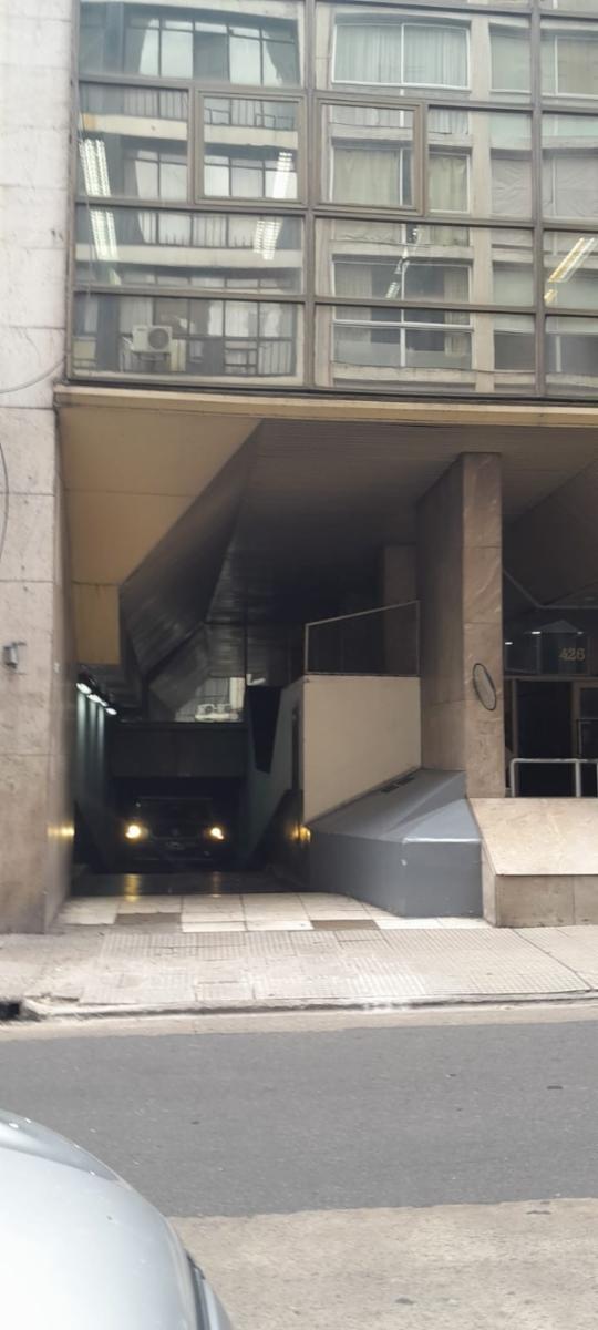 SE VENDE COCHERA ZONA TRIBUNALES