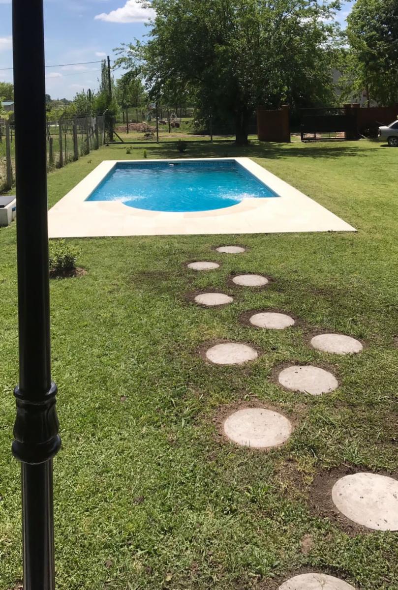 Se Vende Casa En Cañuelas Barrio Villa Adriana excelente Estado — foto 2