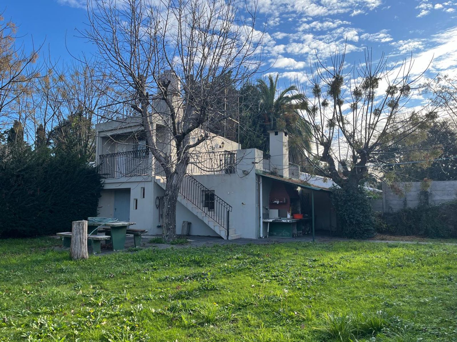 SE VENDE CASAQUINTA MAS DPTO EN LAGUNA DE LOBOS - 12