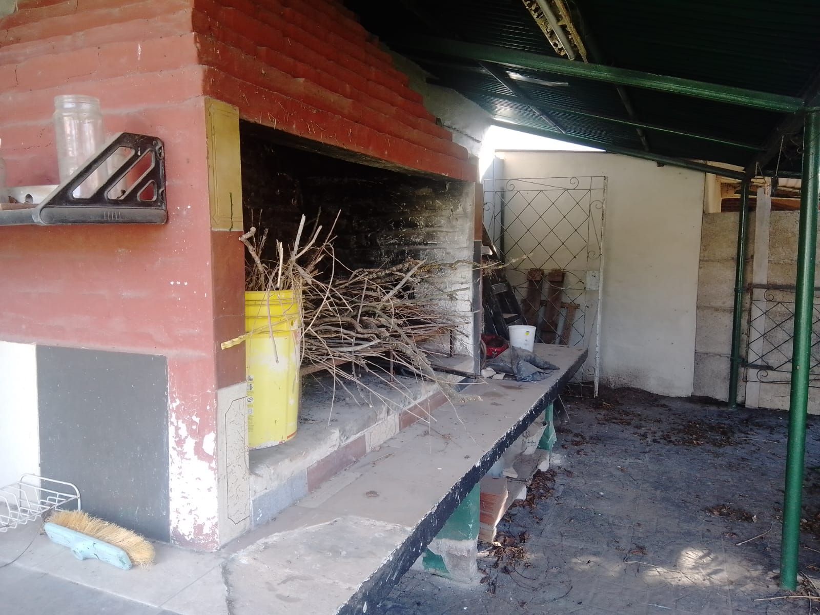 SE VENDE CASAQUINTA MAS DPTO EN LAGUNA DE LOBOS - 27