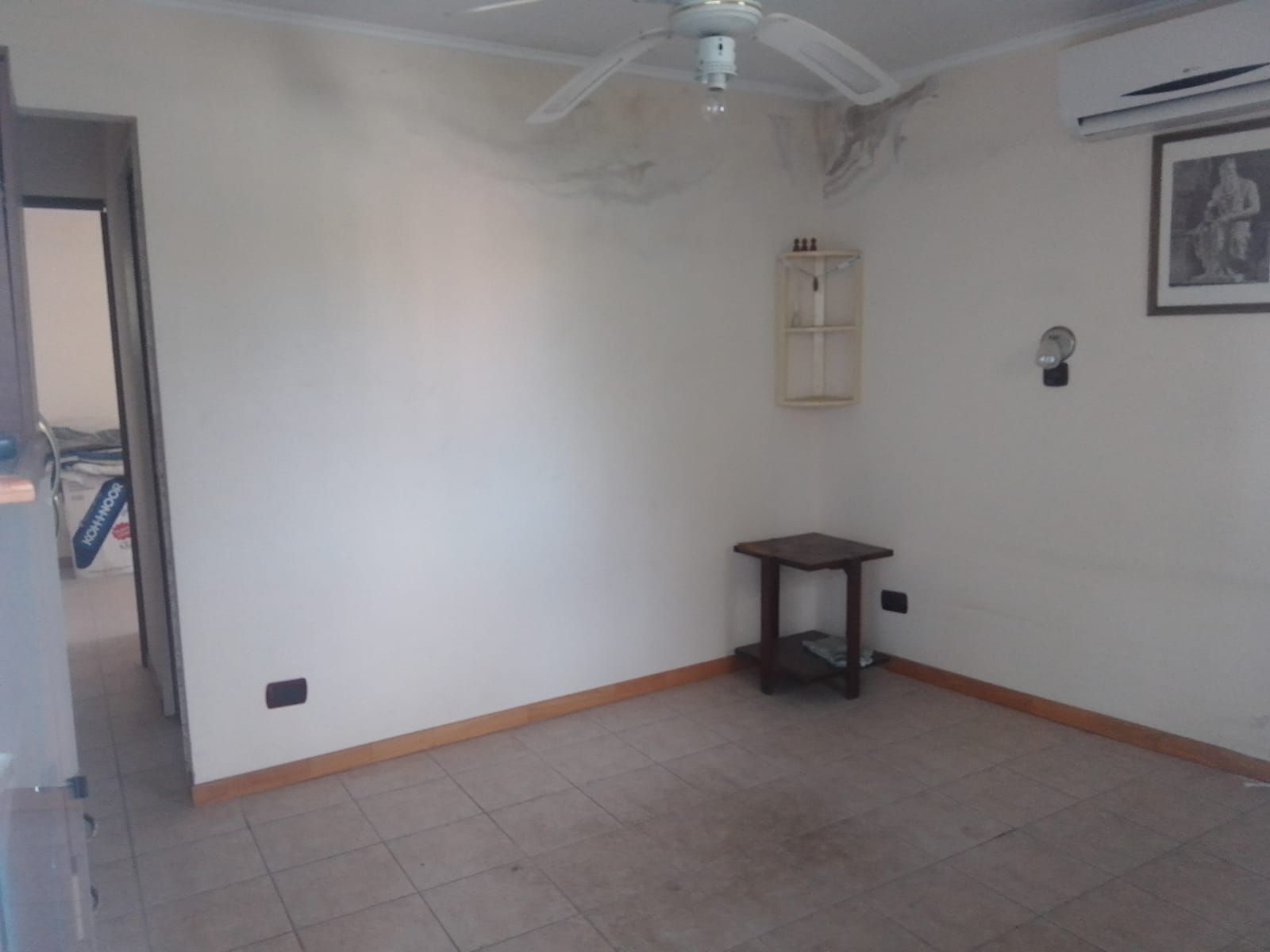 SE VENDE CASAQUINTA MAS DPTO EN LAGUNA DE LOBOS - 31