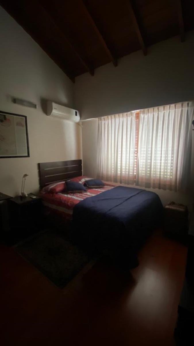 SE VENDE CHALET 200M2 CUBIERTOS EN RAMOS MEJIAS — foto 3