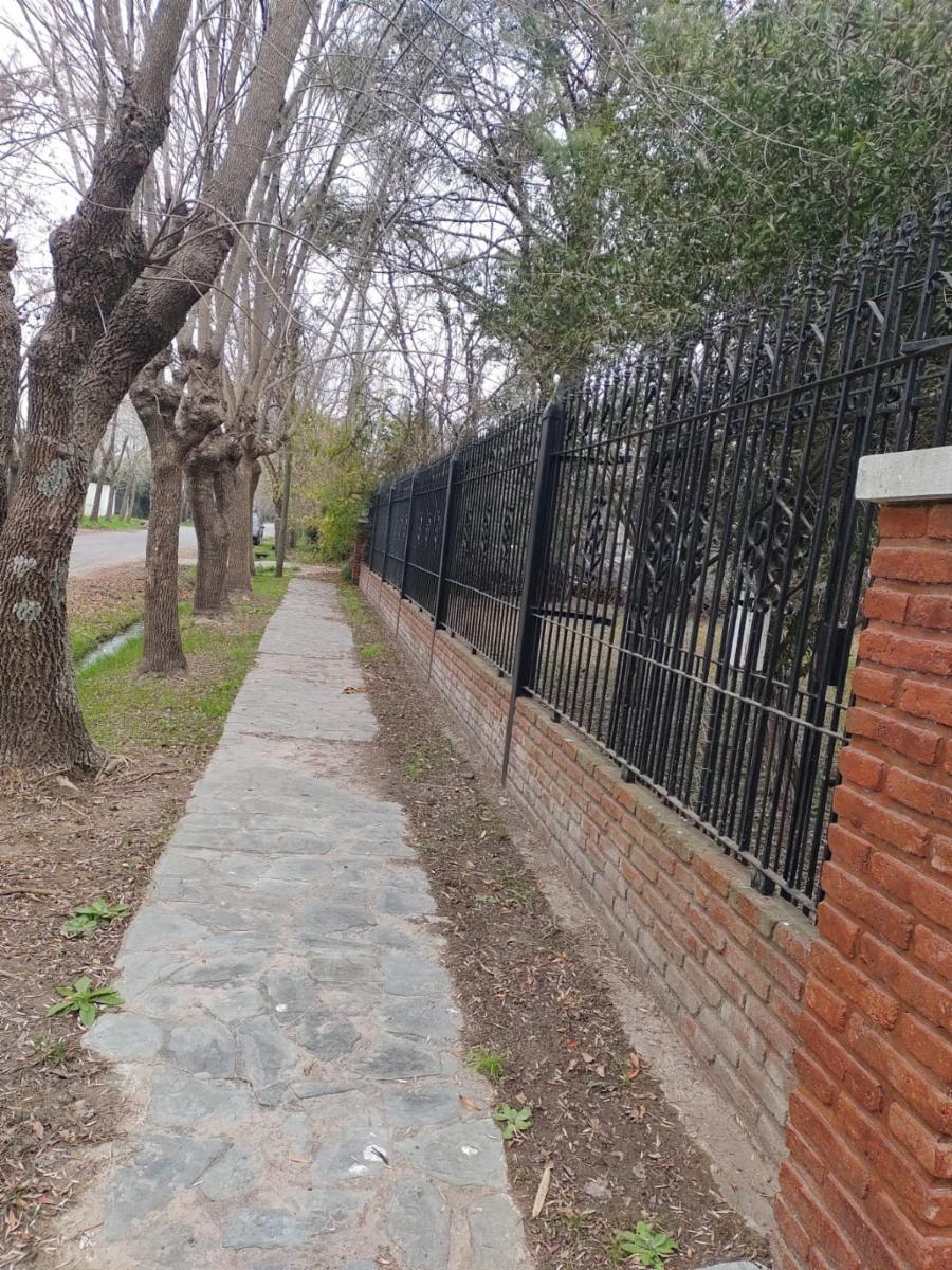 SE VENDE CASAQUINTA SOBRE LOTE DE 3700M2 EN DIQUE LUJAN — foto 11