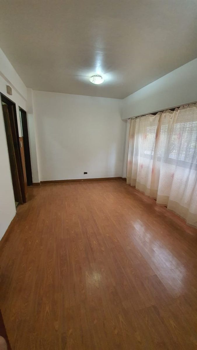 SE VENDE DPTO AL FRENTE 2 AMB. PB CON PATIO EN LOMAS DEL MIRADOR — foto 2
