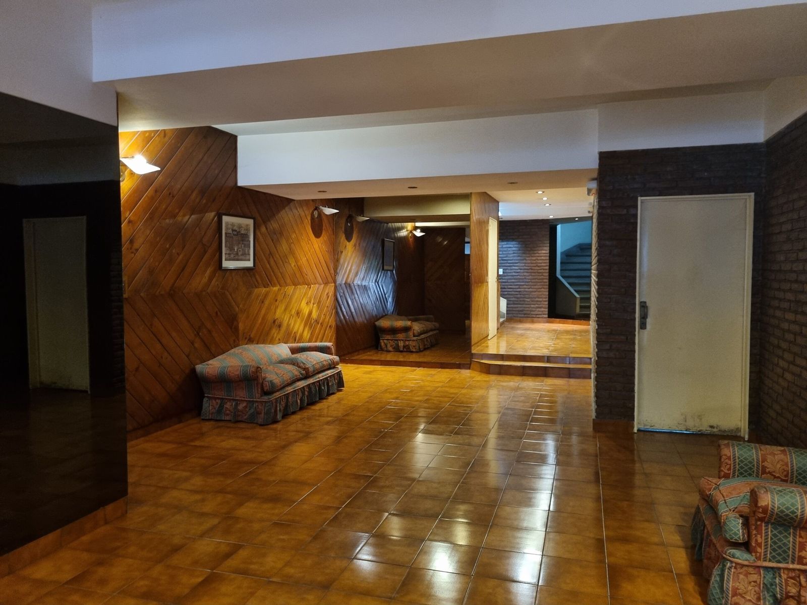 SE VENDE SEMIPISO 4 AMB. LARREA 1000 — foto 2