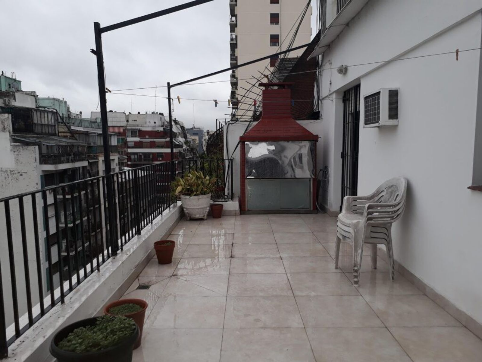 SE VENDE DPTO TRES AMBIENTES CON BALCON TERRAZA — foto 3