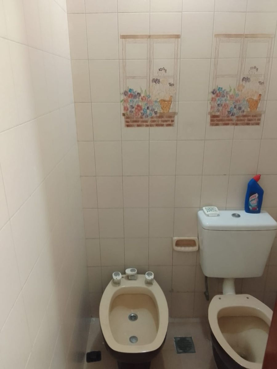 SE VENDE CASA 7 AMB. EN RAMOS MEJIAS APTO CREDITO — foto 13