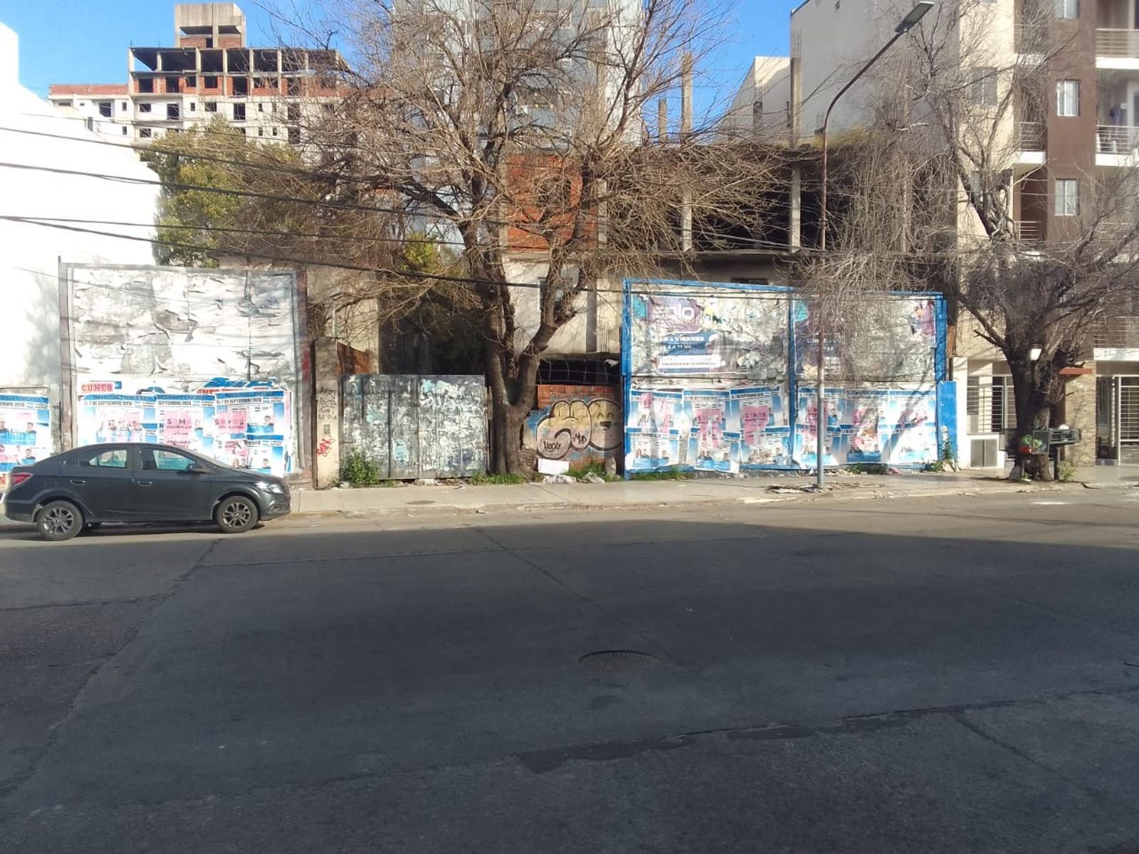 SE VENDEN TRES LOTES EN RAMOS MEJIAS