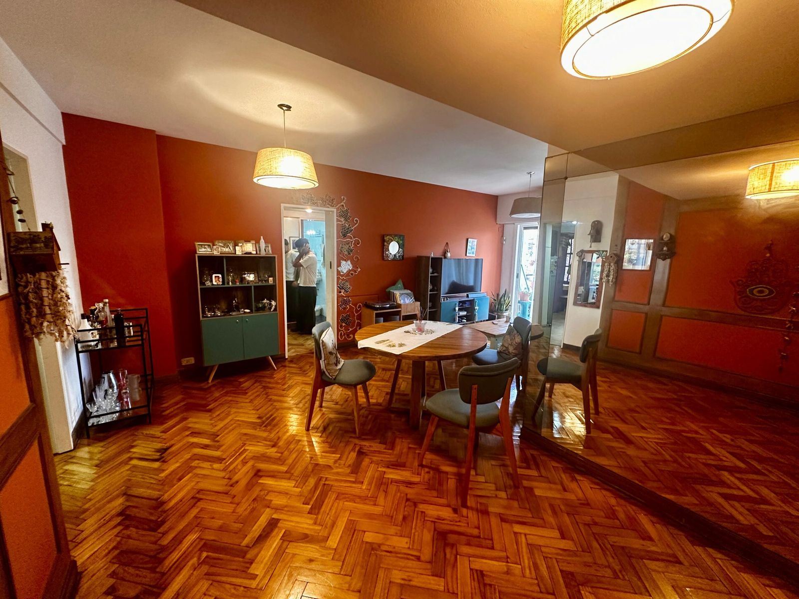 SE VENDE DPTO 3AMB. muy luminoso EXCELENTE estado al frente CON BALCON en BARRIO NORTE — foto 5
