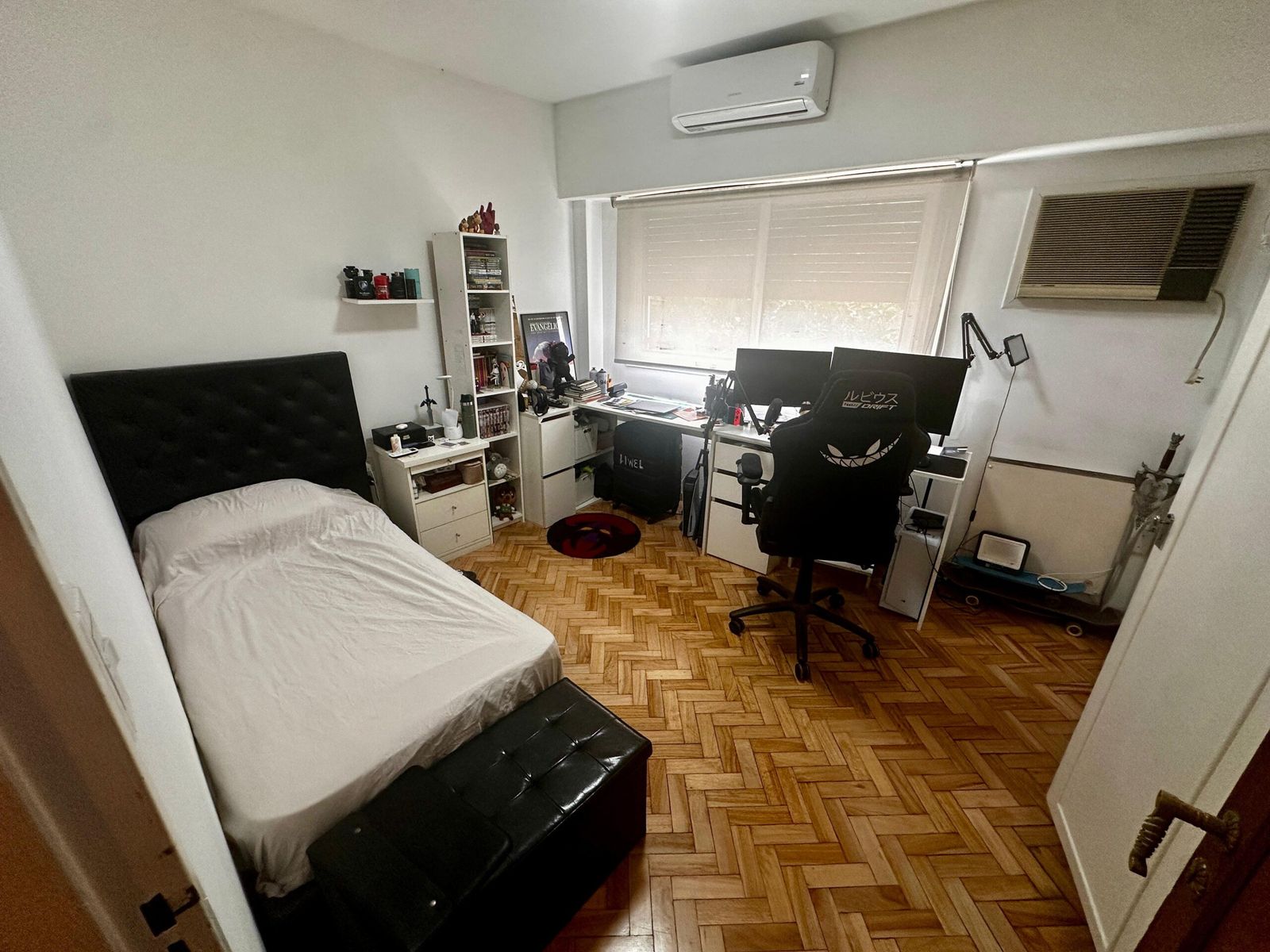 SE VENDE DPTO 3AMB. muy luminoso EXCELENTE estado al frente CON BALCON en BARRIO NORTE — foto 6