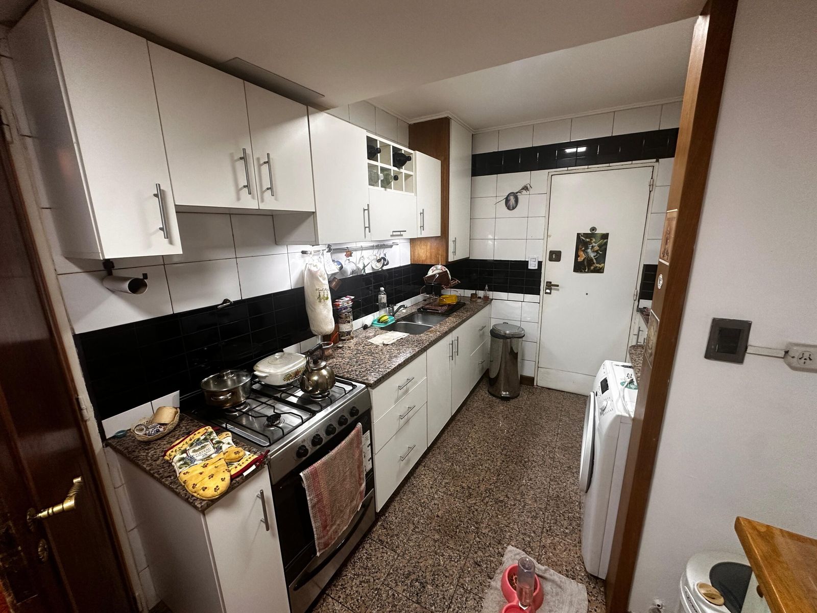 SE VENDE DPTO 3AMB. muy luminoso EXCELENTE estado al frente CON BALCON en BARRIO NORTE — foto 12