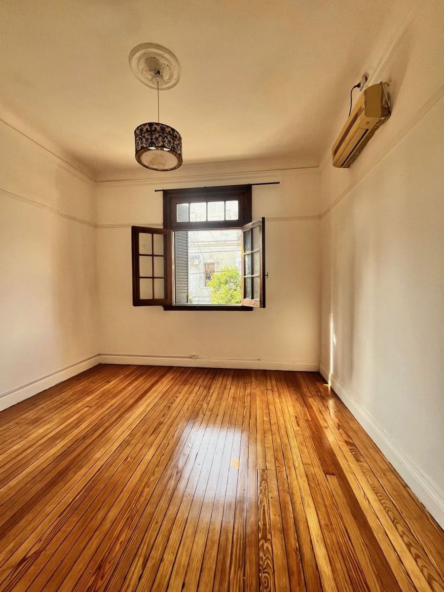 SE VENDE CASA EN FLORES APTO CREDITO — foto 4