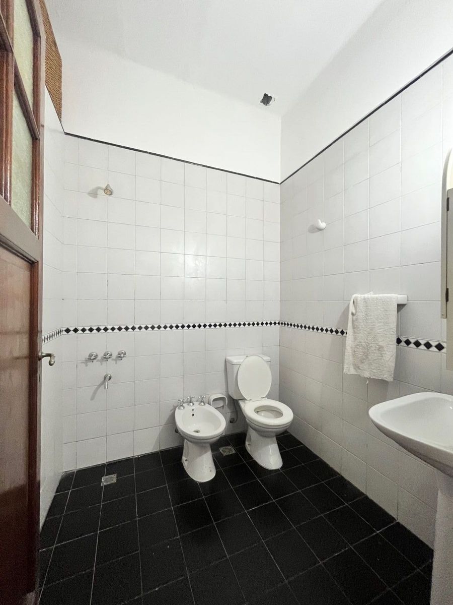 SE VENDE CASA EN FLORES APTO CREDITO — foto 13