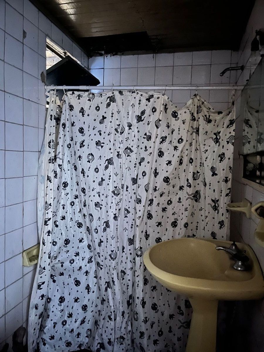 SE VENDE CASA A REFACCIONAR EN FLORES — foto 7