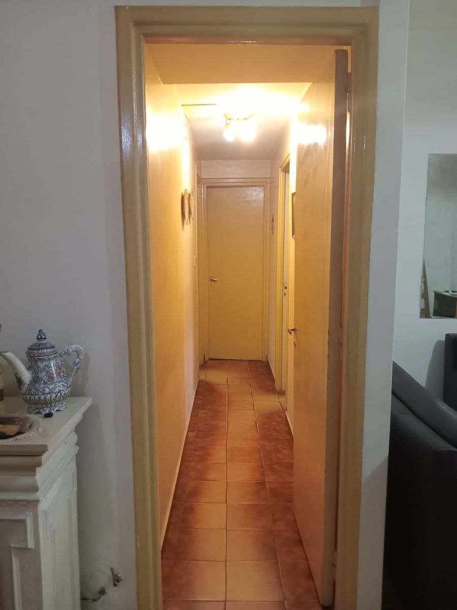 SE DPTO TIPO CASA CON BALCON AL FRENTE EN ALMAGRO — foto 10