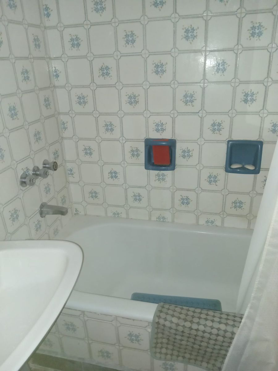 SE DPTO TIPO CASA CON BALCON AL FRENTE EN ALMAGRO — foto 12