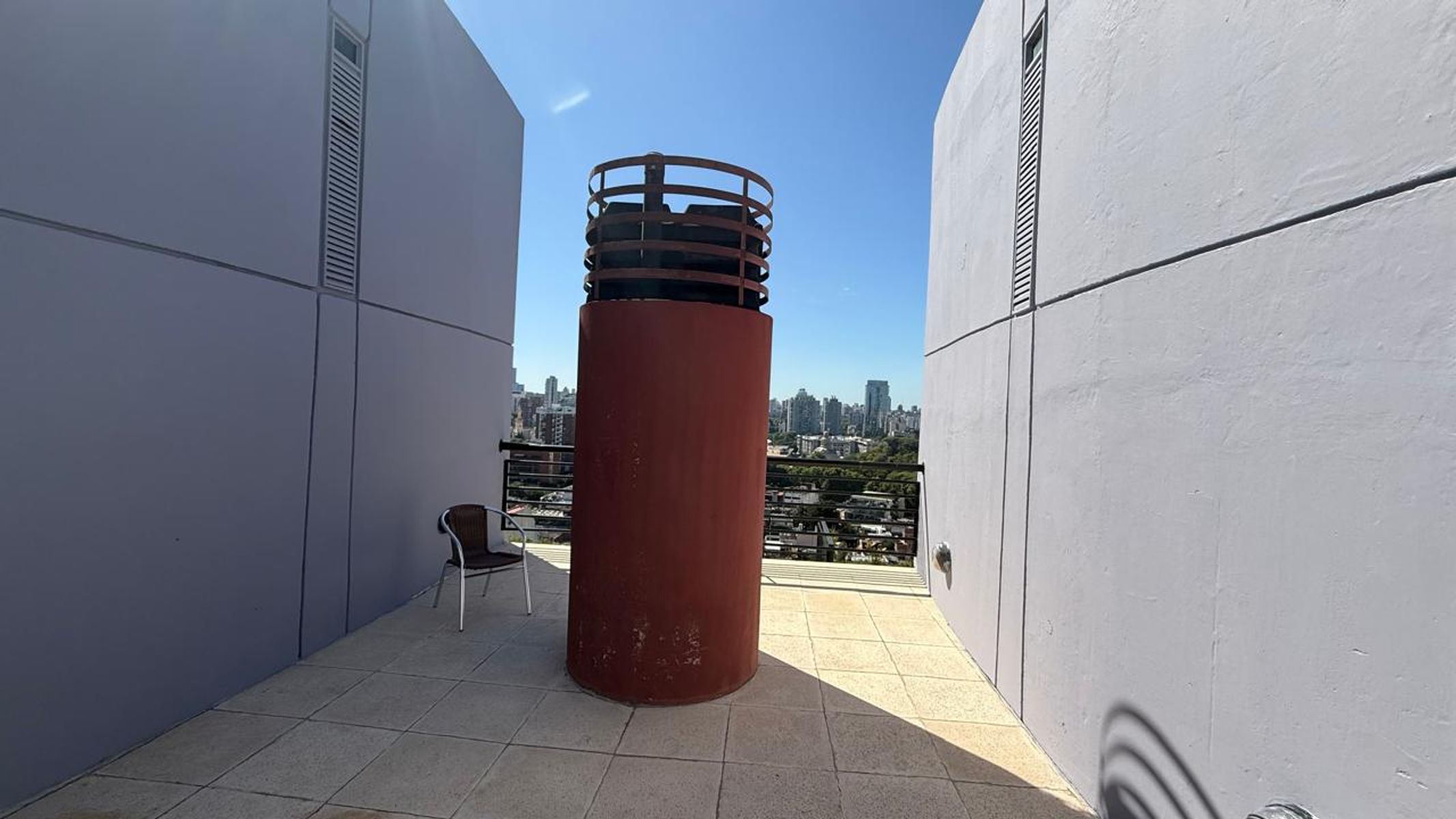 SE VENDE DUPLEX DE 92M2 EN LAS CAÑITAS - 31