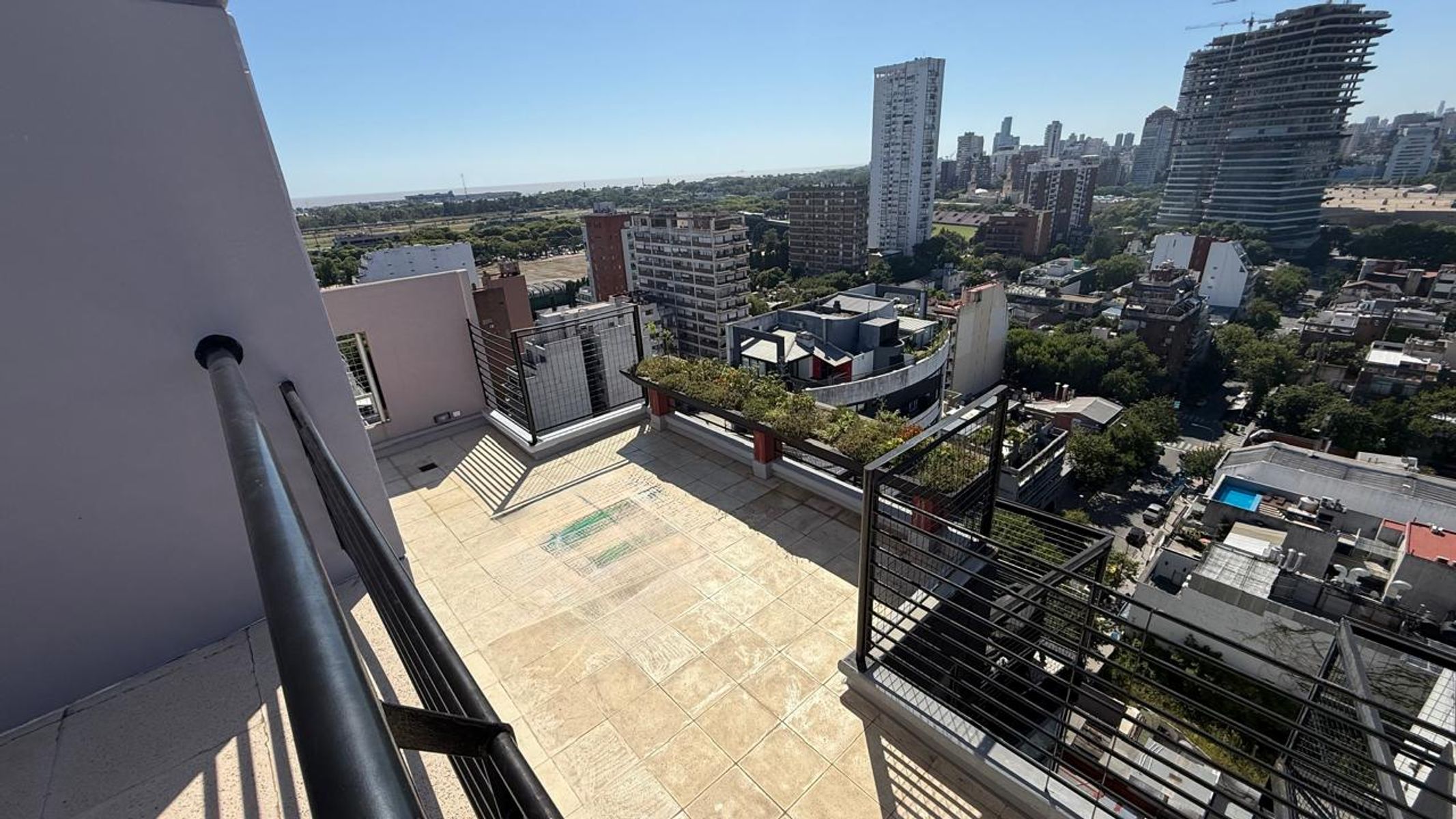 SE VENDE DUPLEX DE 92M2 EN LAS CAÑITAS - 32