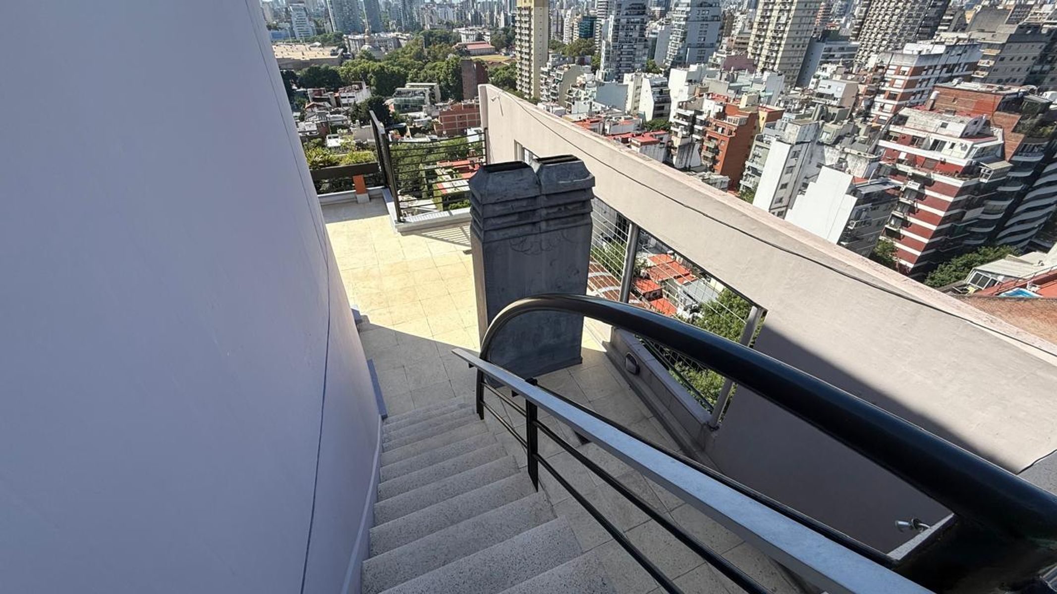 SE VENDE DUPLEX DE 92M2 EN LAS CAÑITAS - 33