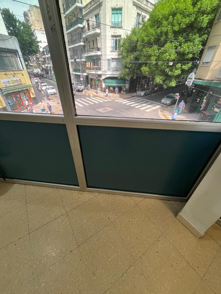 SE VENDE OFICINA DE 320 M2 EN BALVANERA - 9