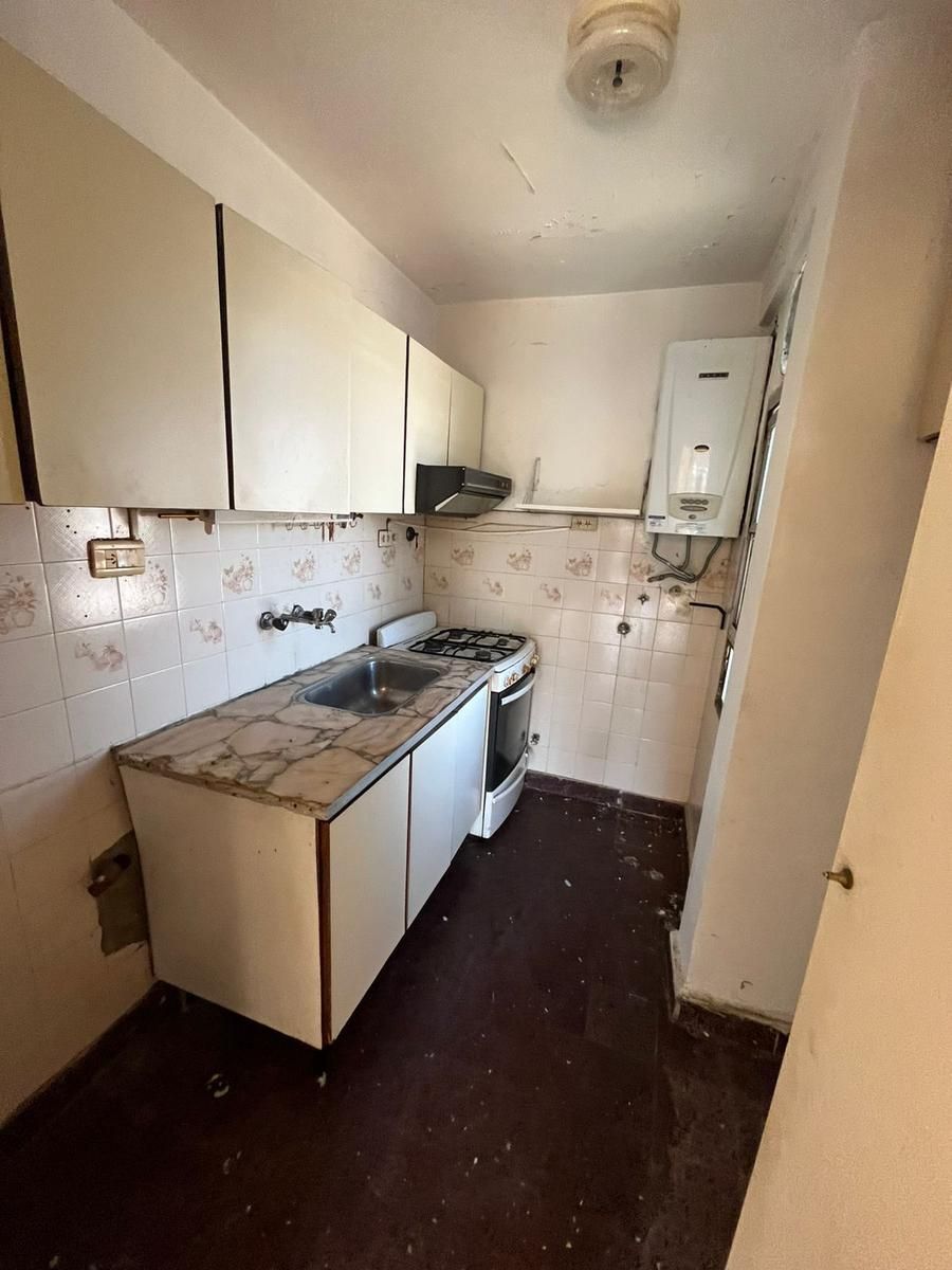 SE VENDE DPTO 3 AMB.EN POMPEYA - 24