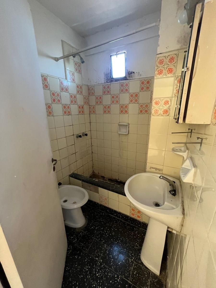 SE VENDE DPTO 3 AMB.EN POMPEYA - 27
