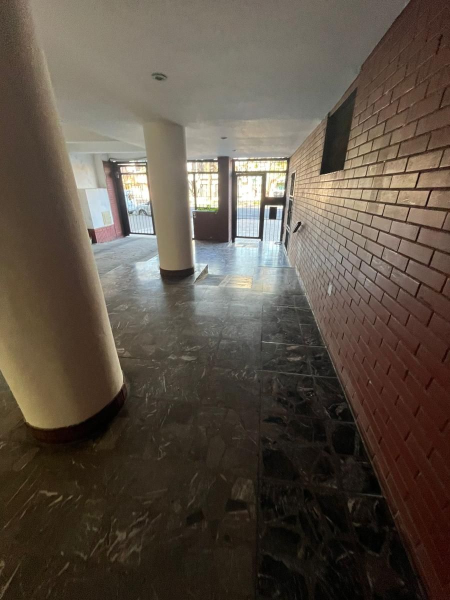 SE VENDE DPTO 3 AMB.EN POMPEYA - 30